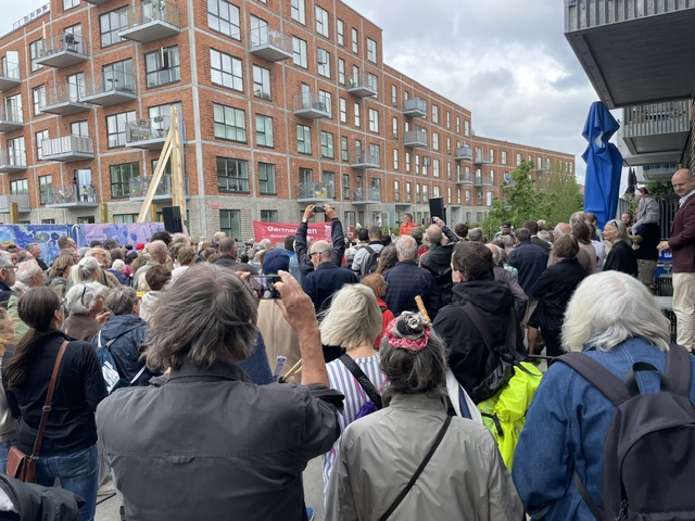 RØDOVREDAGEN AAGE KNUDSEN MANGE MENNESKER